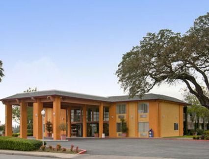 Courtyard Inn North Highlands Exterior photo